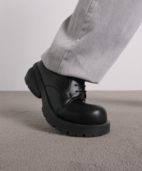 GRAVITY DERBY (BLACK)