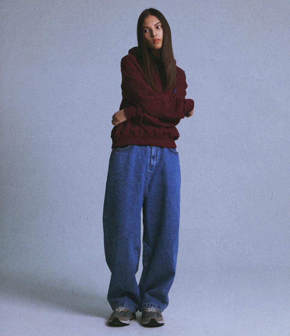 BLUE LOOSE FIT JEANS