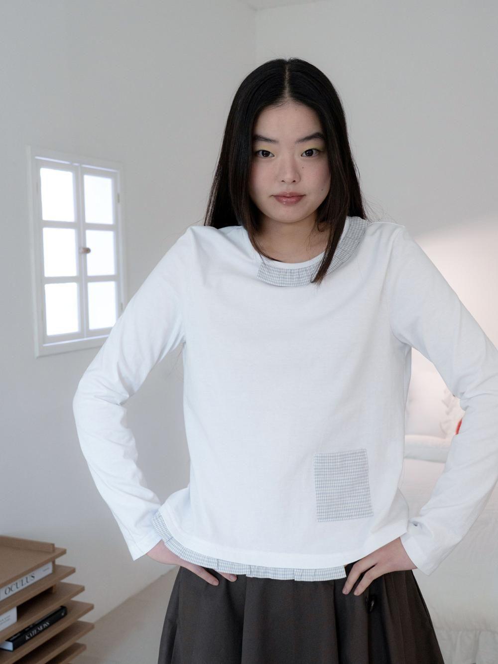 [ONSKA] [2차] FRILL POCKET T (WHITE)