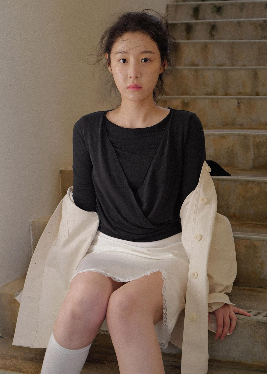 Fade 3/4 sleeve tee (black)