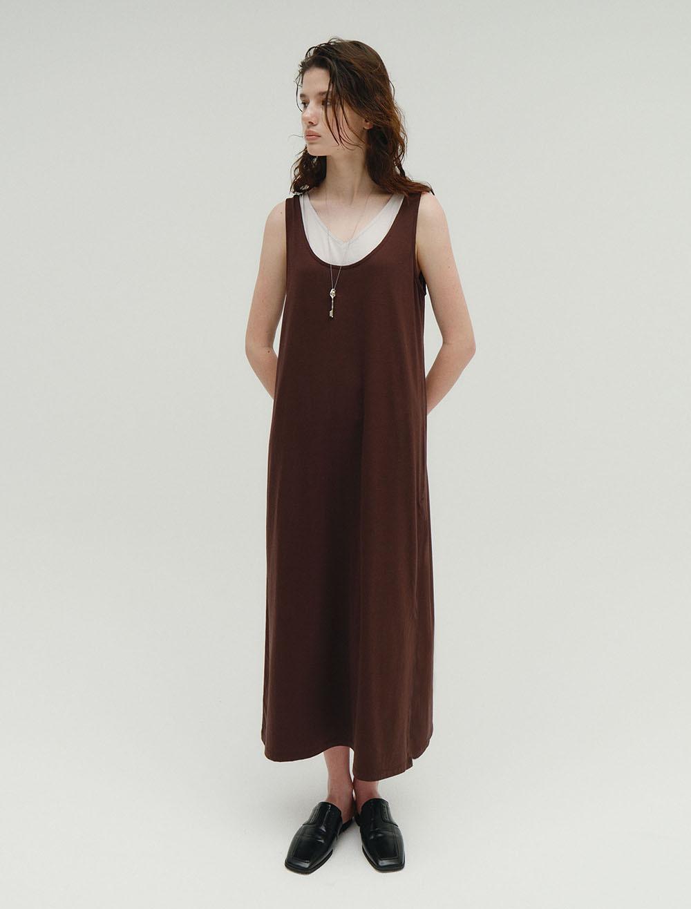 REVERSIBLE SLIT LONG DRESS [BROWN]