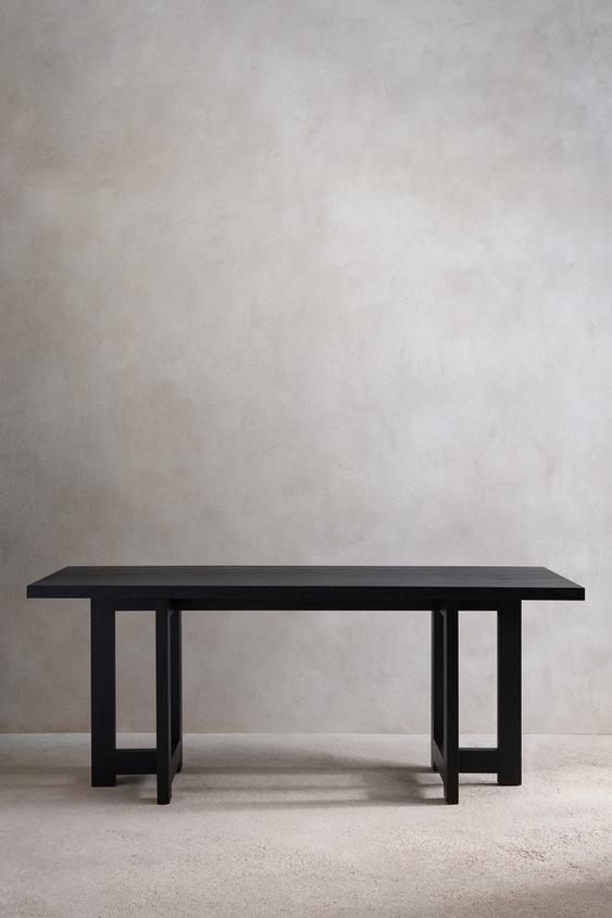 DESK 01