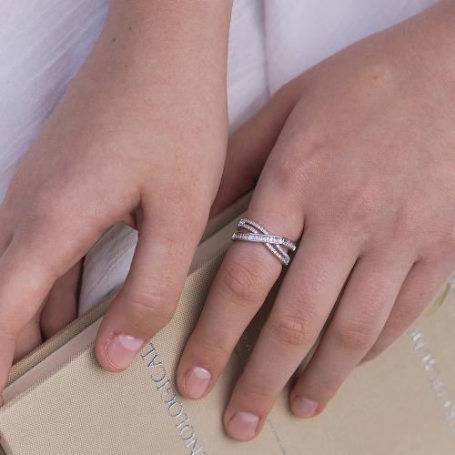 Triple Crosell Open Ring STJ-RB1188