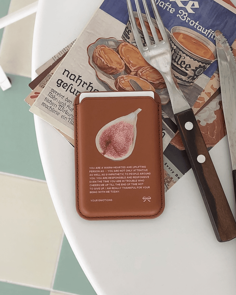 fig brown magsafe card zip