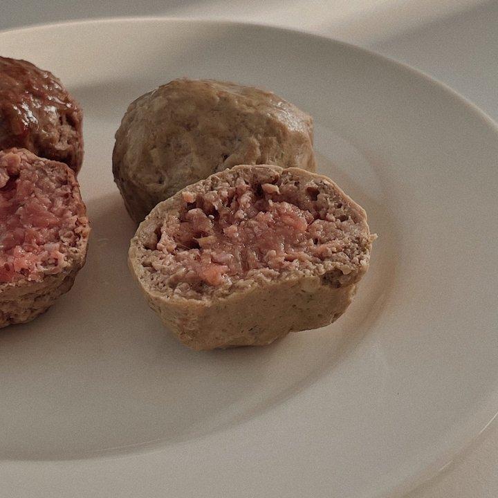 아더마스 밋위드본 볼인본 홀치킨 180g