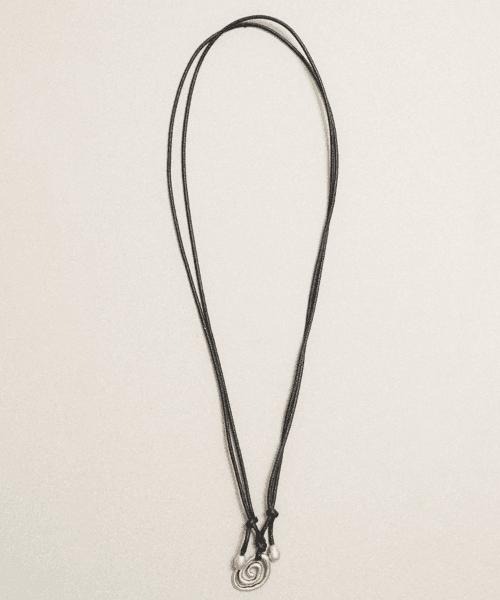 미니마 스파이럴 목걸이 실버