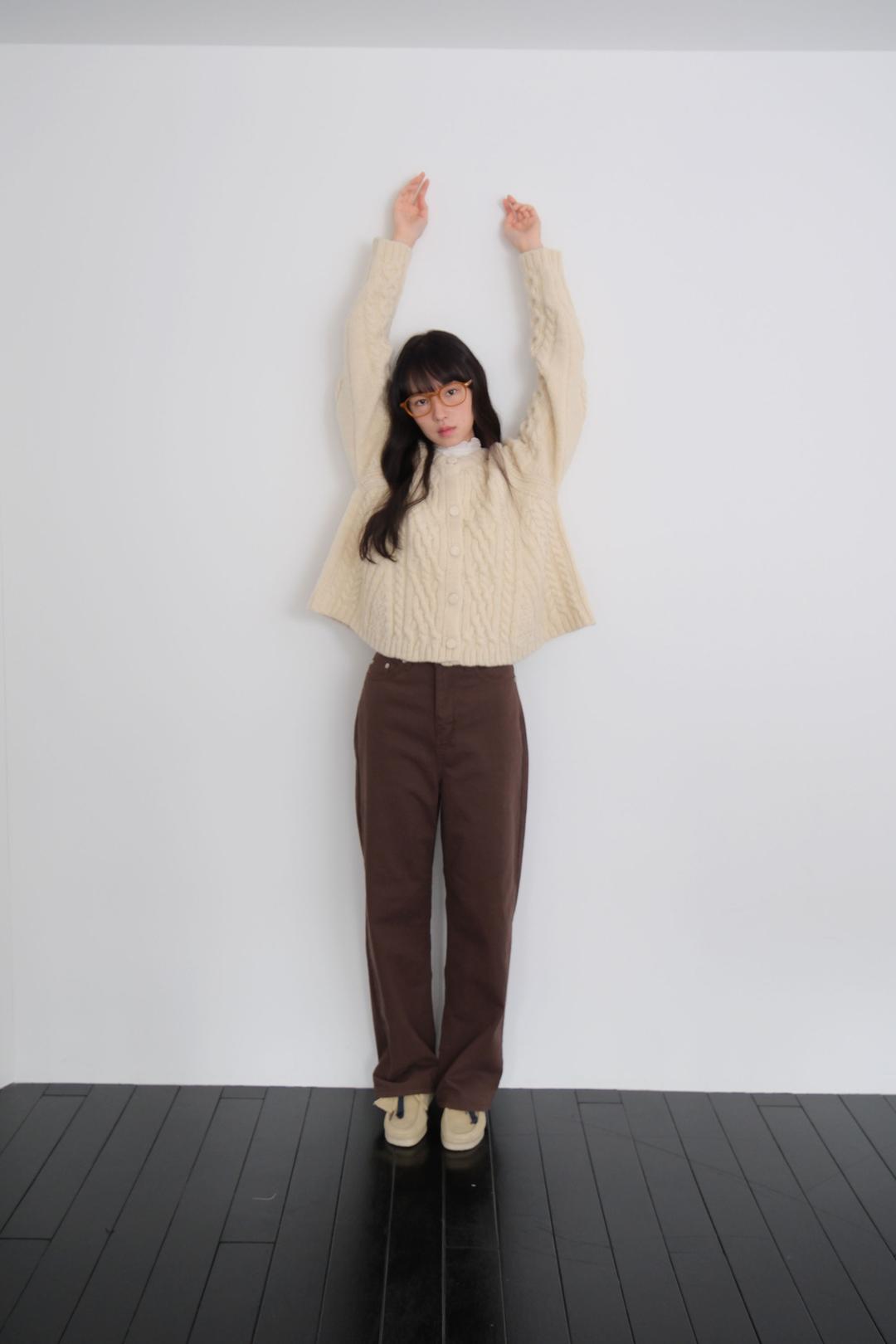 moui Straight cotton pants (BROWN)