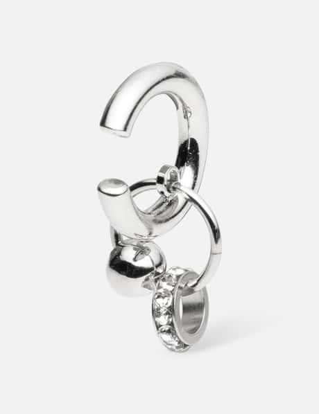 Molly Earcuff