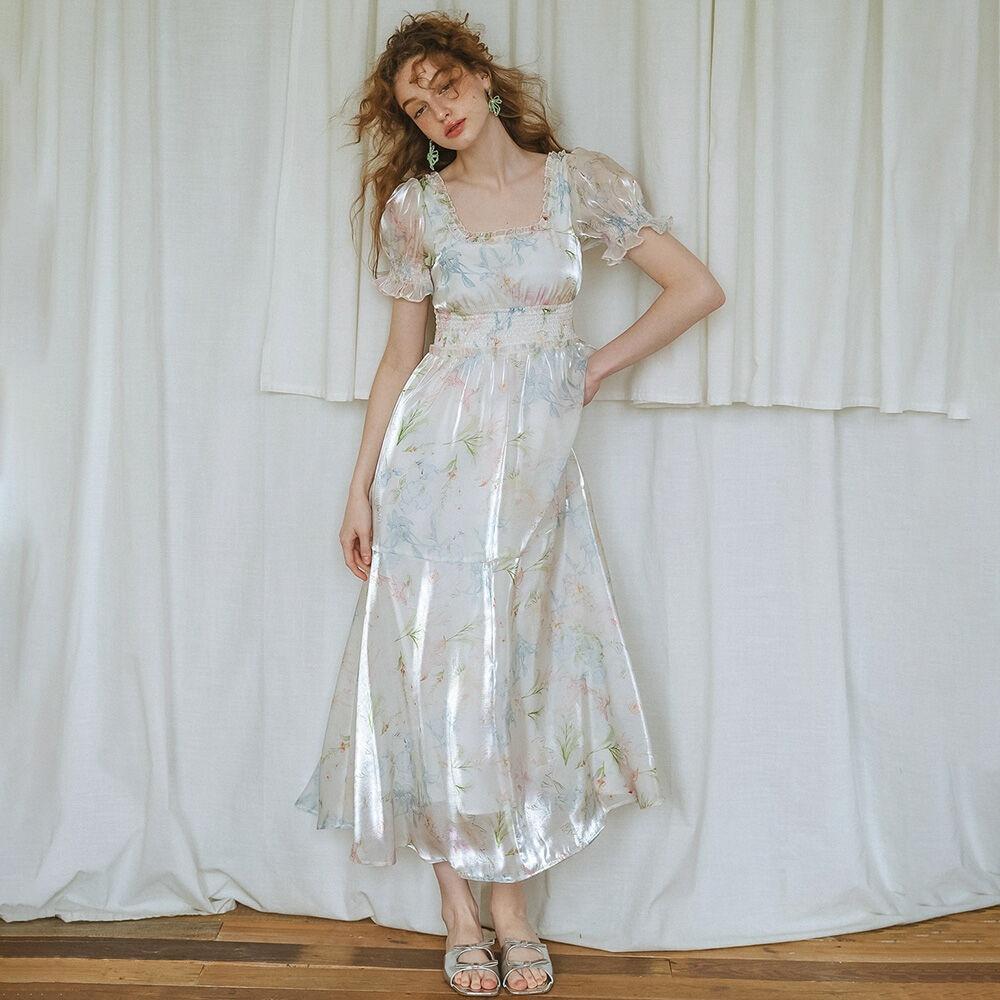 Cest_Pearl square neck floral dress