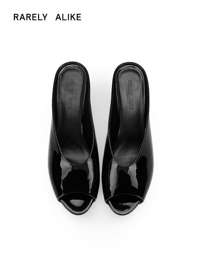 “CUBE” Peep-Toe Platforms - 35 / Brown