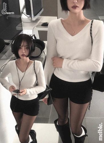 [겉기모/왕도톰🔥]뮤트 슬림핏 데일리 기모 브이넥 티셔츠 롱슬리브 기모티 기본티 이너티 겨울옷 겨울티 긴팔티셔츠 두꺼운티(아이/자주/퍼플/차콜)