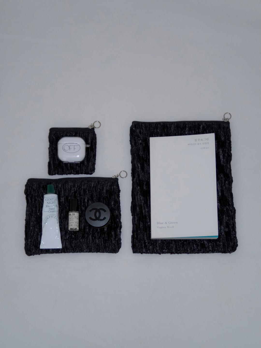 Signature Pouch - Black