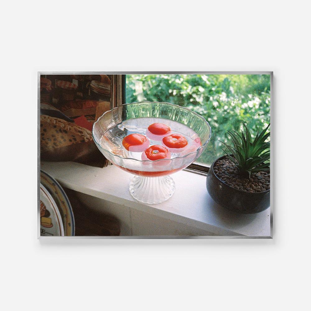 포스터 (Tomato Glow) 유럽 해외 풍경 자연 사진 포스터 인테리어액자 집꾸미기 홈카페 감성포스터 사진포스터 집들이선물 친구선물 토마토