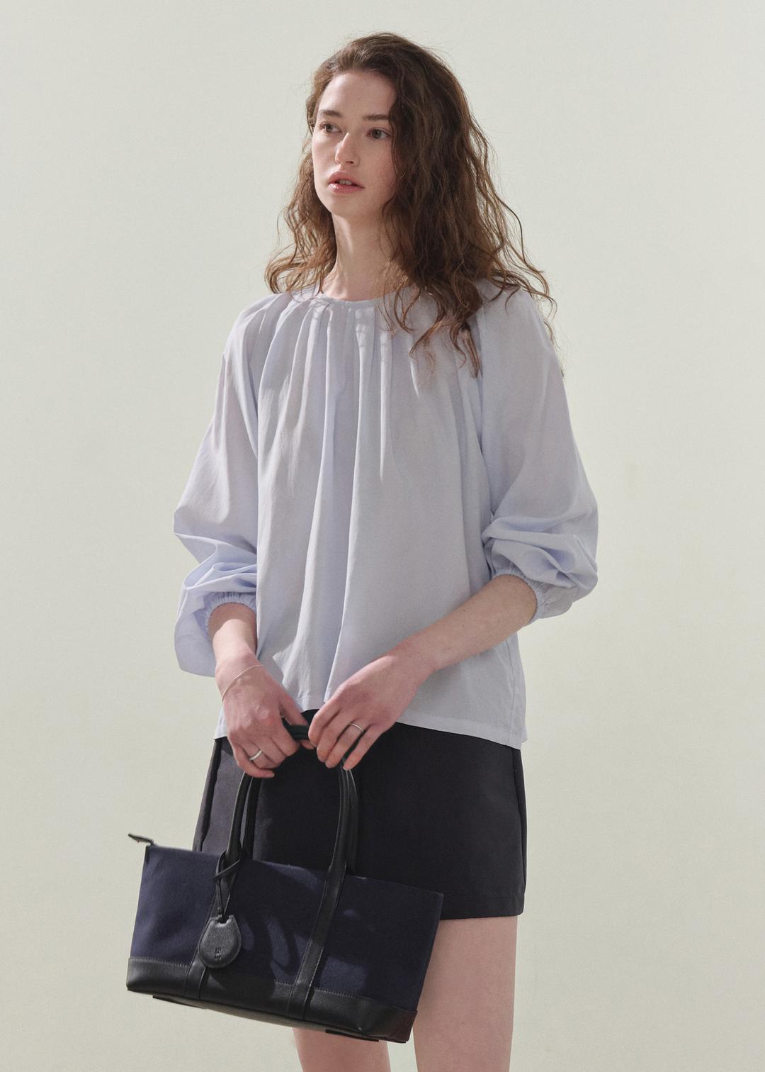 헤이즈 핀턱 블라우스