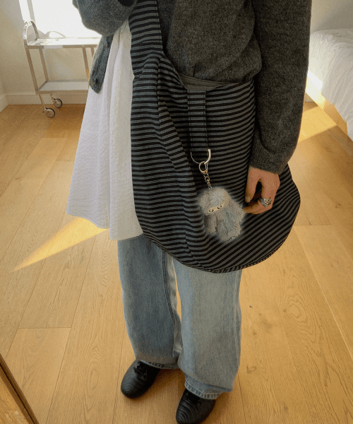 REVERSIBLE STRIPE BAG