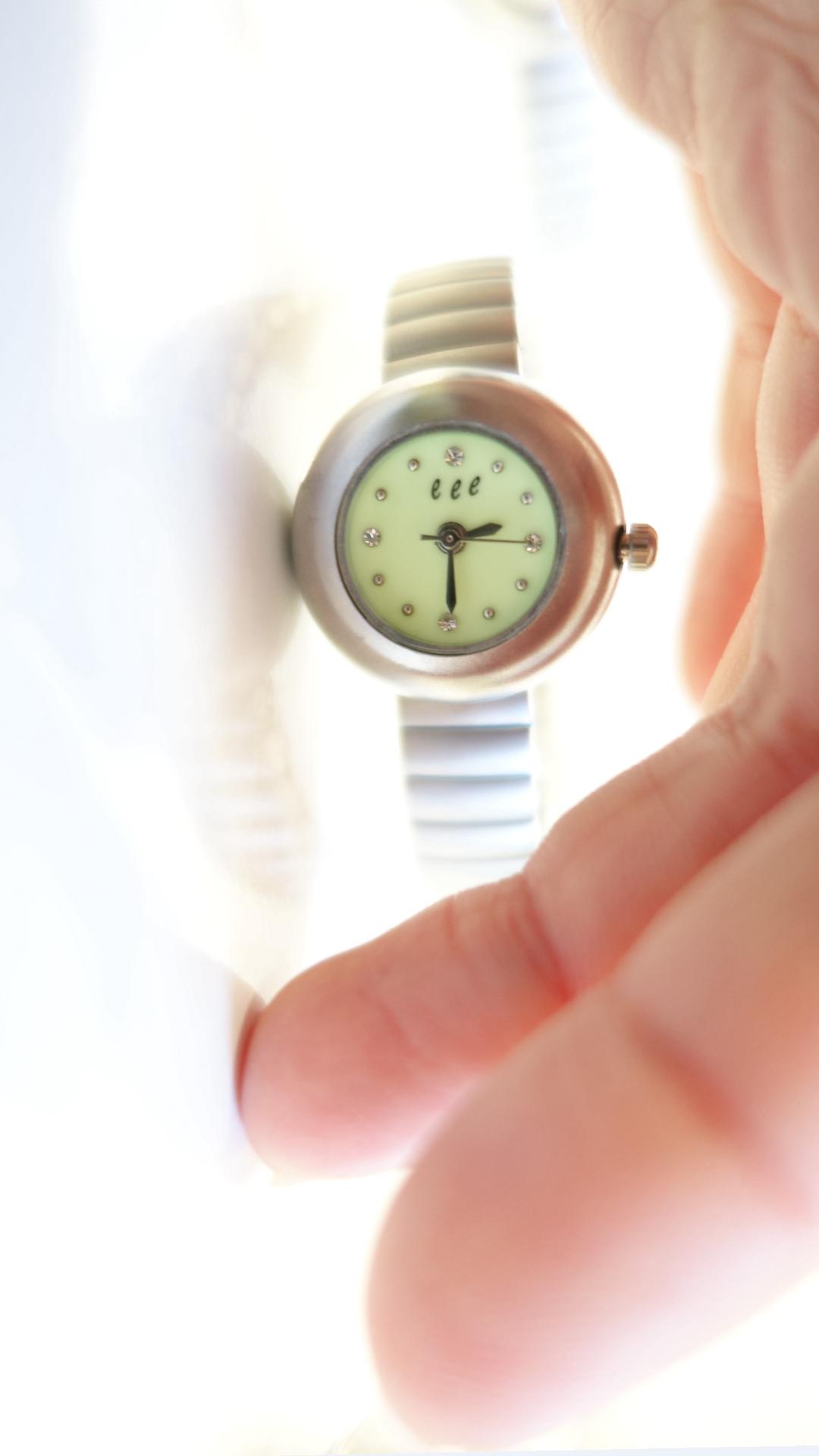 Glow Pop Watch (Yellow Beam)