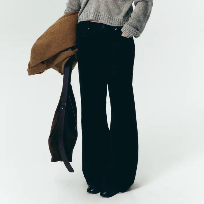 Boots Cut Black Denim_(Black)