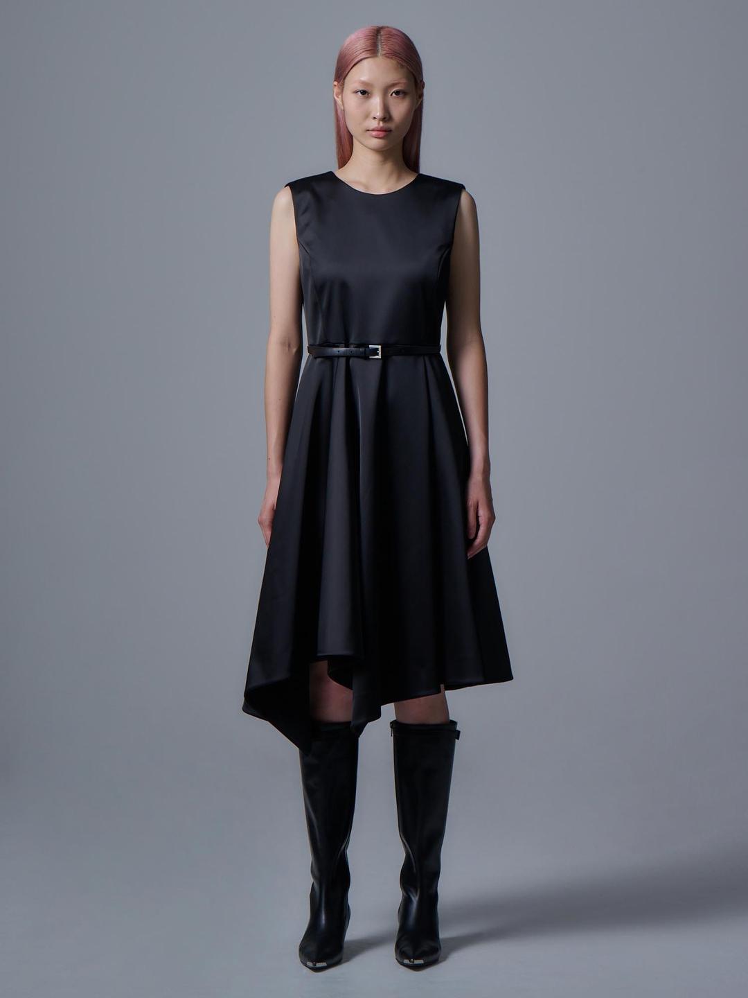 언발란스 슬리브리스 원피스 - 블랙