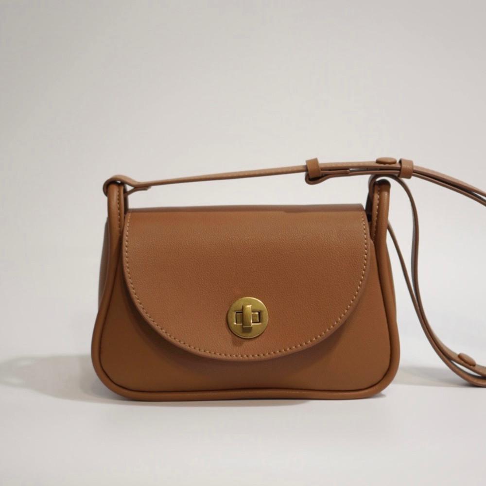 데일리 여성숄더백 미니 크로스백 명품 소가죽 디자이너 20대여자가방