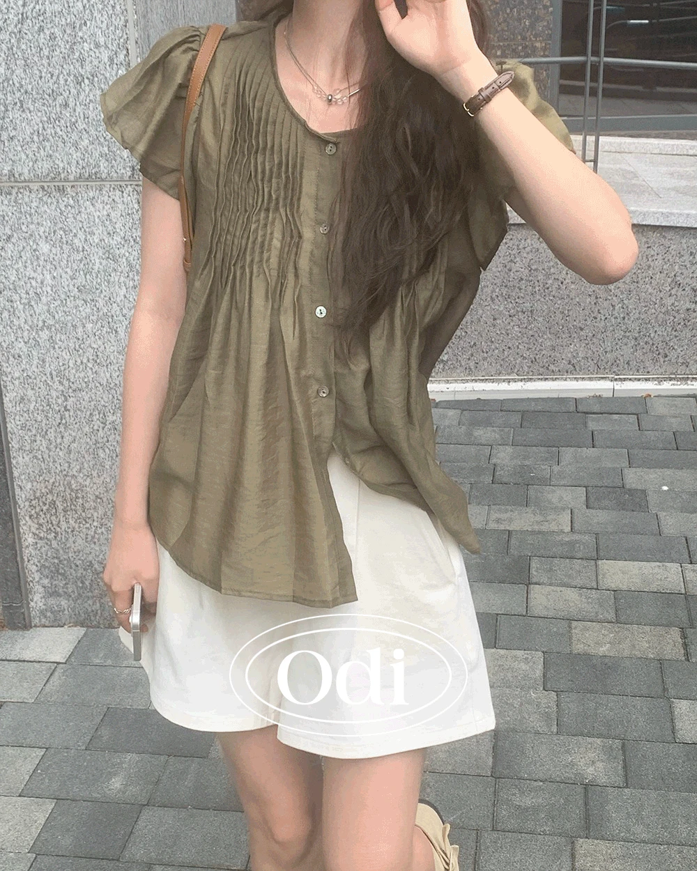 포이레 핀턱 실키 블라우스 (3컬러)