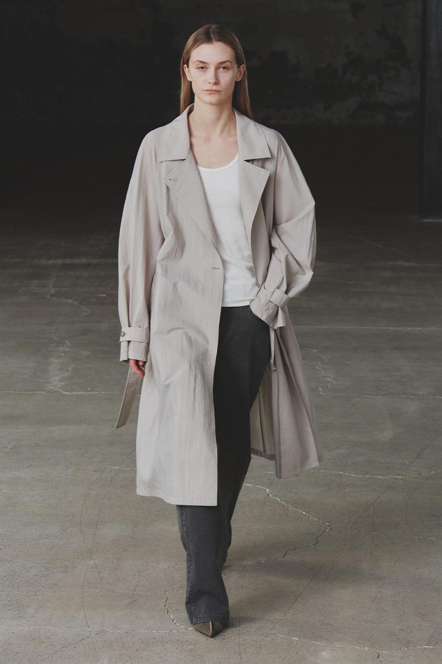 쉬어 나일론 트렌치 ASH BEIGE