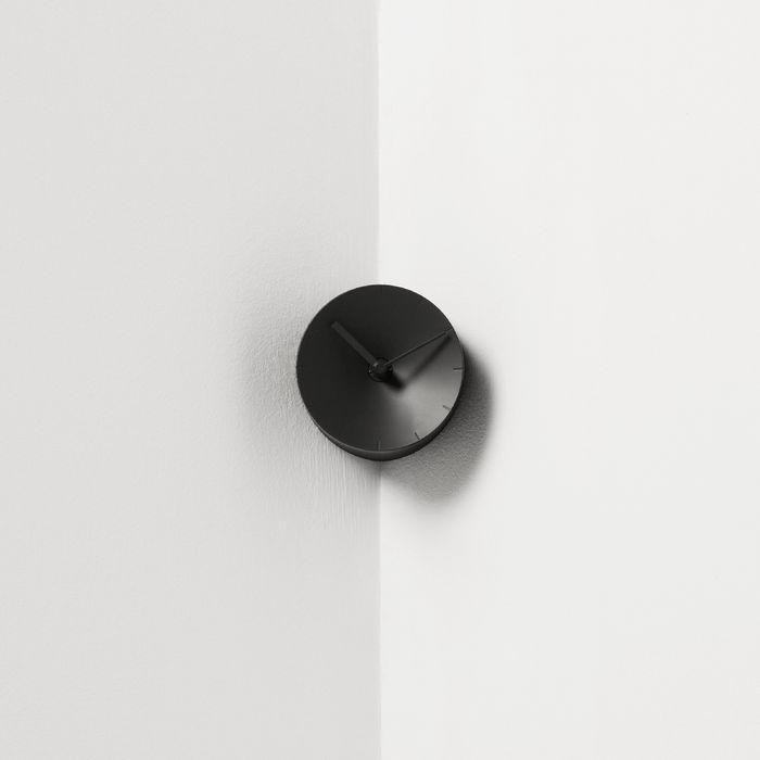 모서리 시계 - 블랙