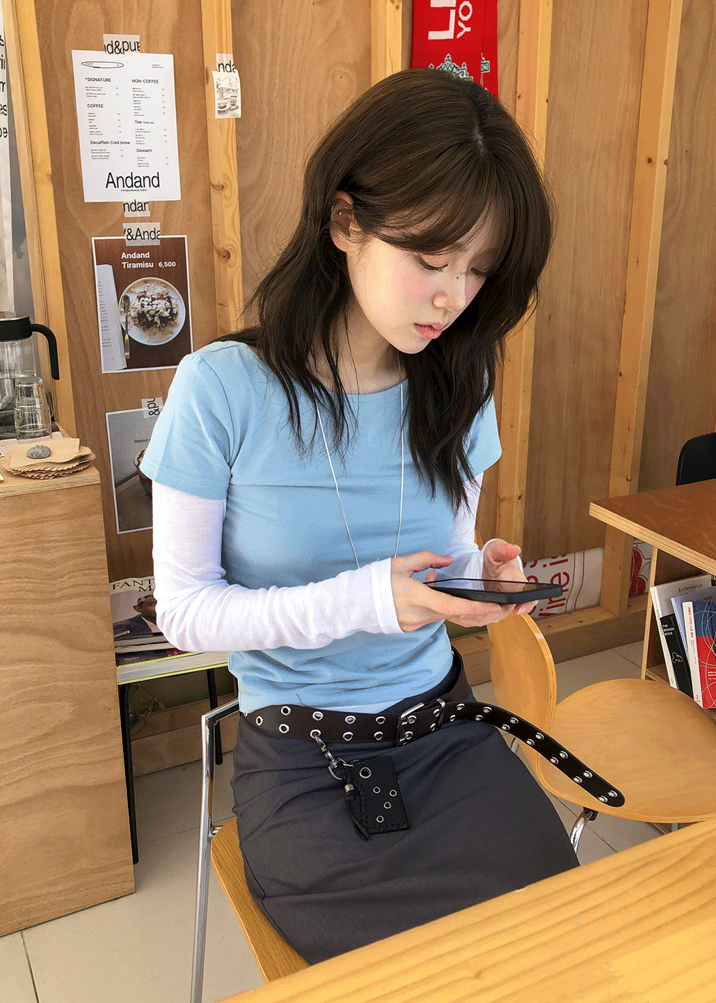 서울베이스드 REVERSIBLE BASIC U-NECK TEE