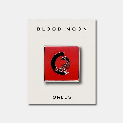 [ONEUS] BLOOD MOON BADGE