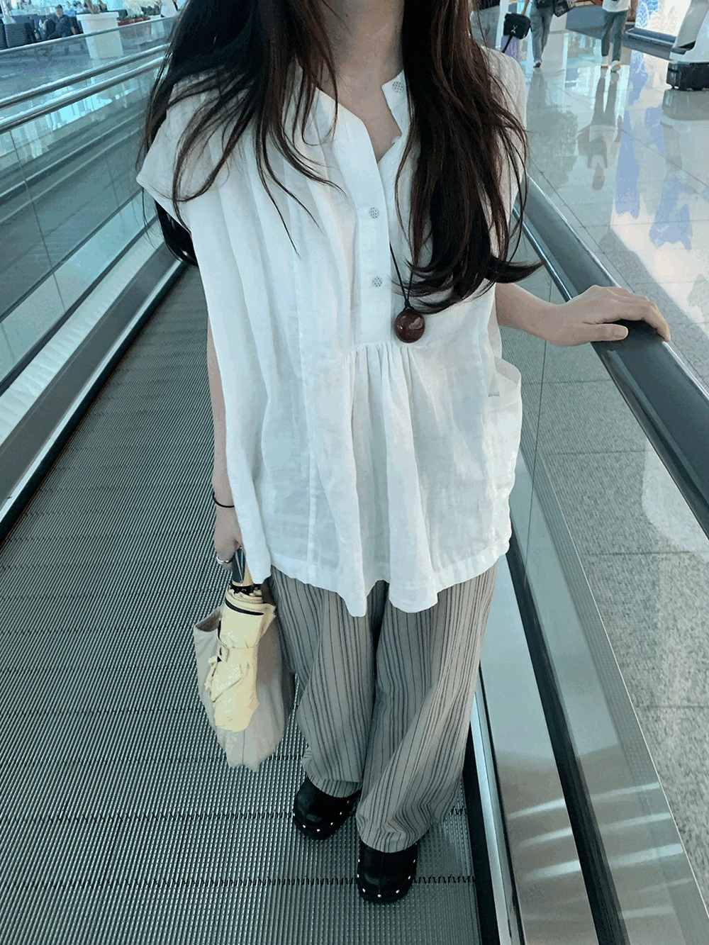 시저 셔링 포켓 하프 블라우스 (2c)