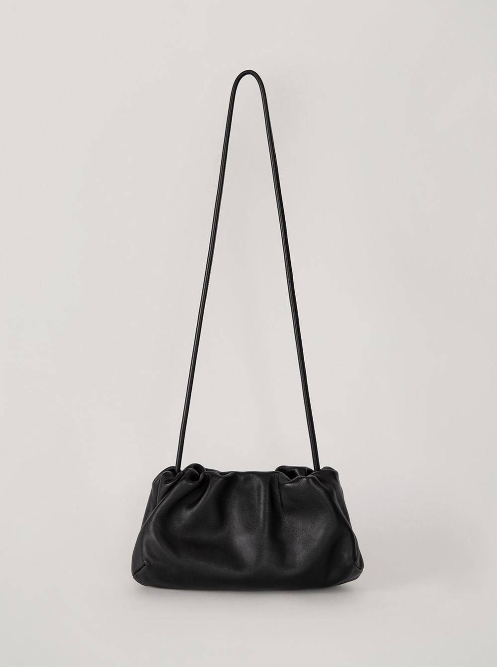 KNOT CLAM BAG_BLACK