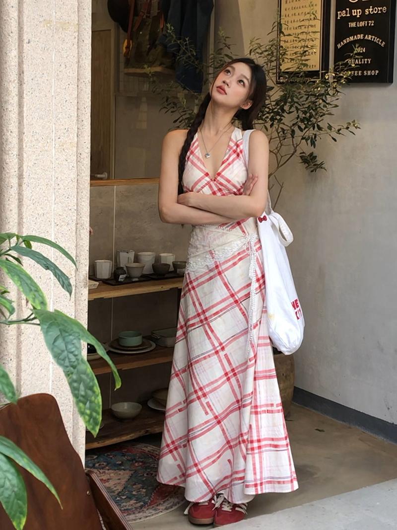 Red Check Pattern V-neck Long Sleeveless Dress