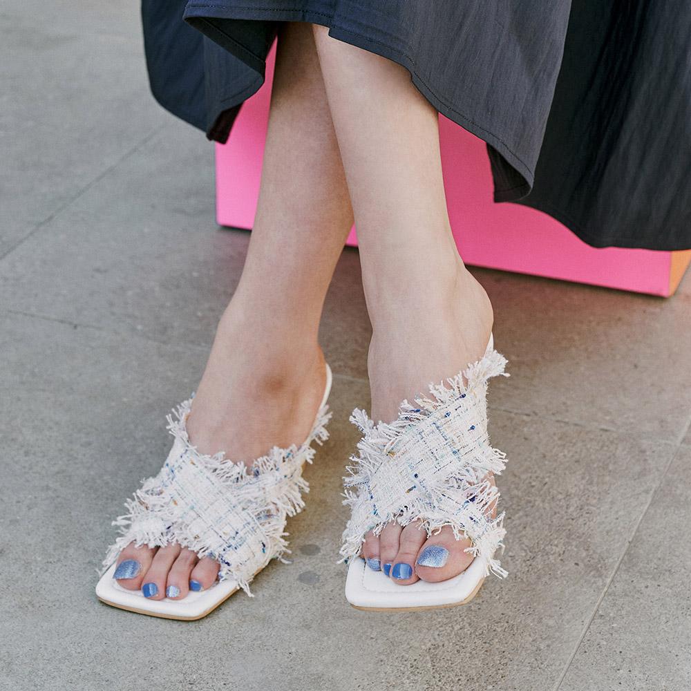 Amelia Tweed Fringe Wedge Heel Sandal_S2777_WH