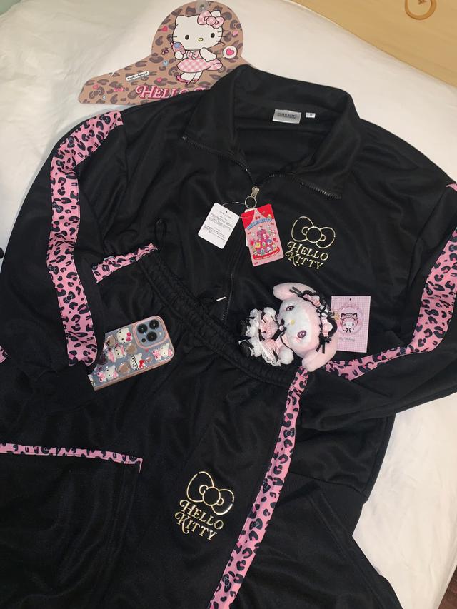 [Limited] Sanrio Gyaru Kitty Training Set-up