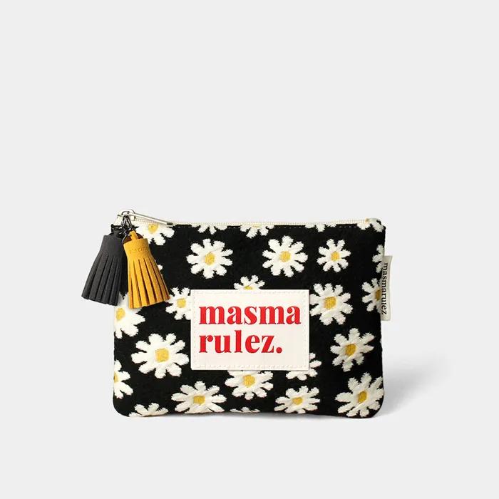 Basic pouch _ 니트데이지 Black