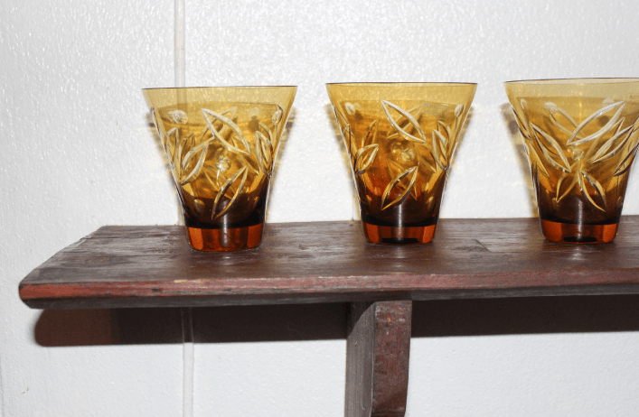 Leaf vintage glass cup