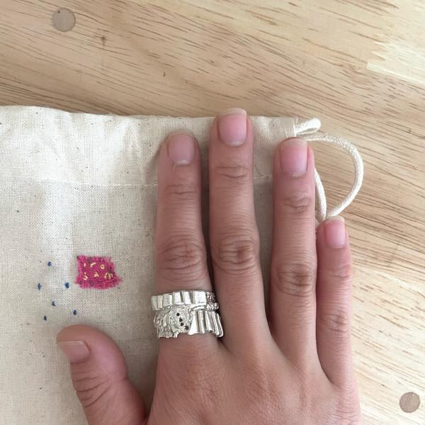 한 땀 한 땀 . · · .. · 01