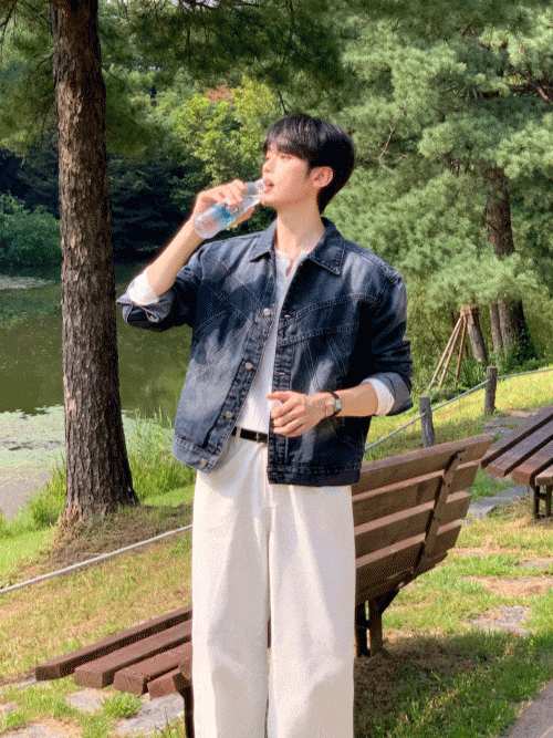 루스 웨이브 절개 데님 자켓