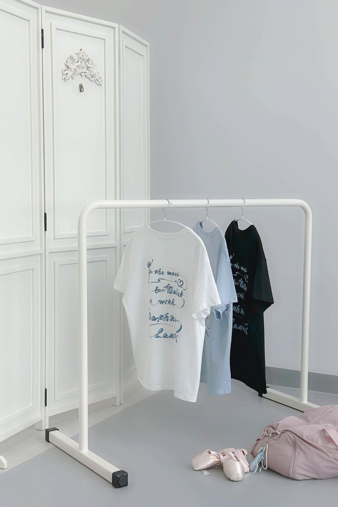 [Renewal] Ribbon Drawing T-shirt l 리본 드로잉 티셔츠