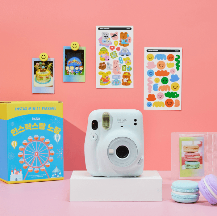 [카카오단독] 인스탁스 미니11 패키지 (+필름, 앨범, 스티커, 마그넷) 무배 조카선물