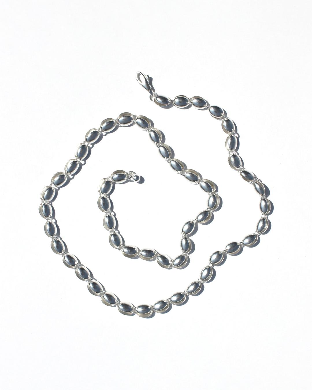 Clam chain necklace