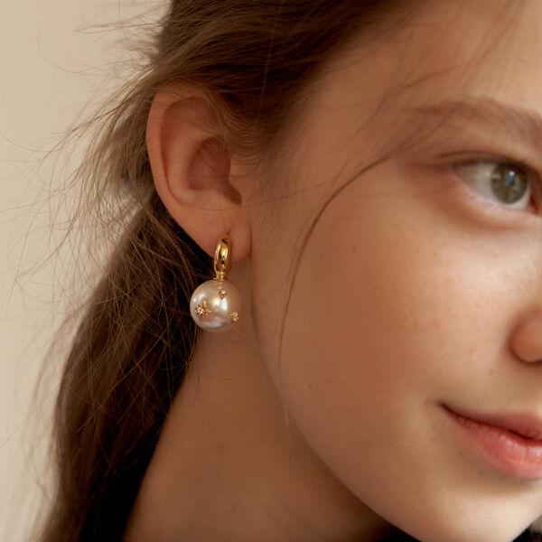 미뇽 에뚜알 진주 후프 이어링_EC1685