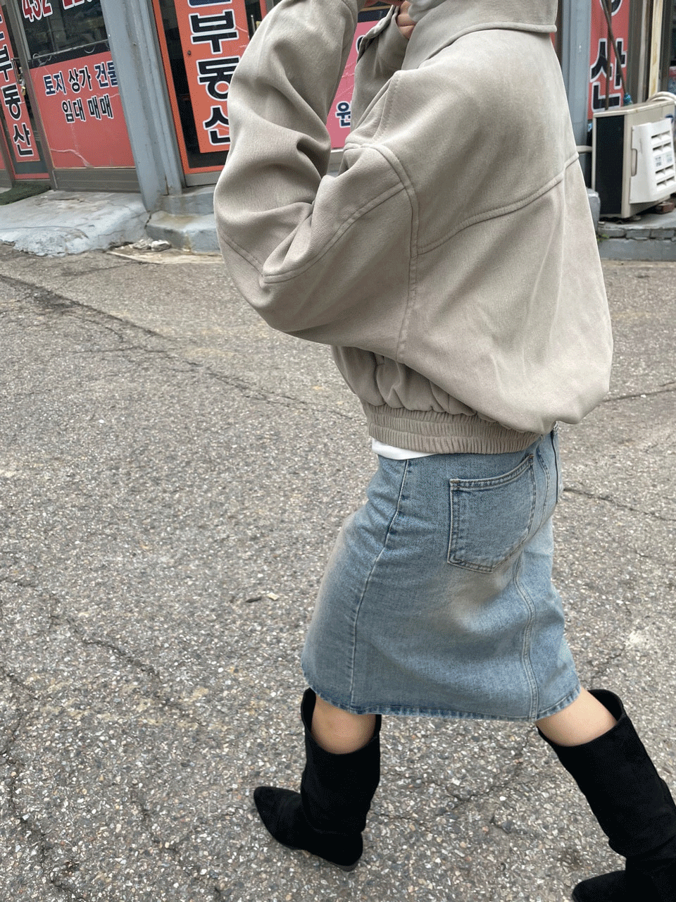위크데이위켄드 vintage denim midi skirt
