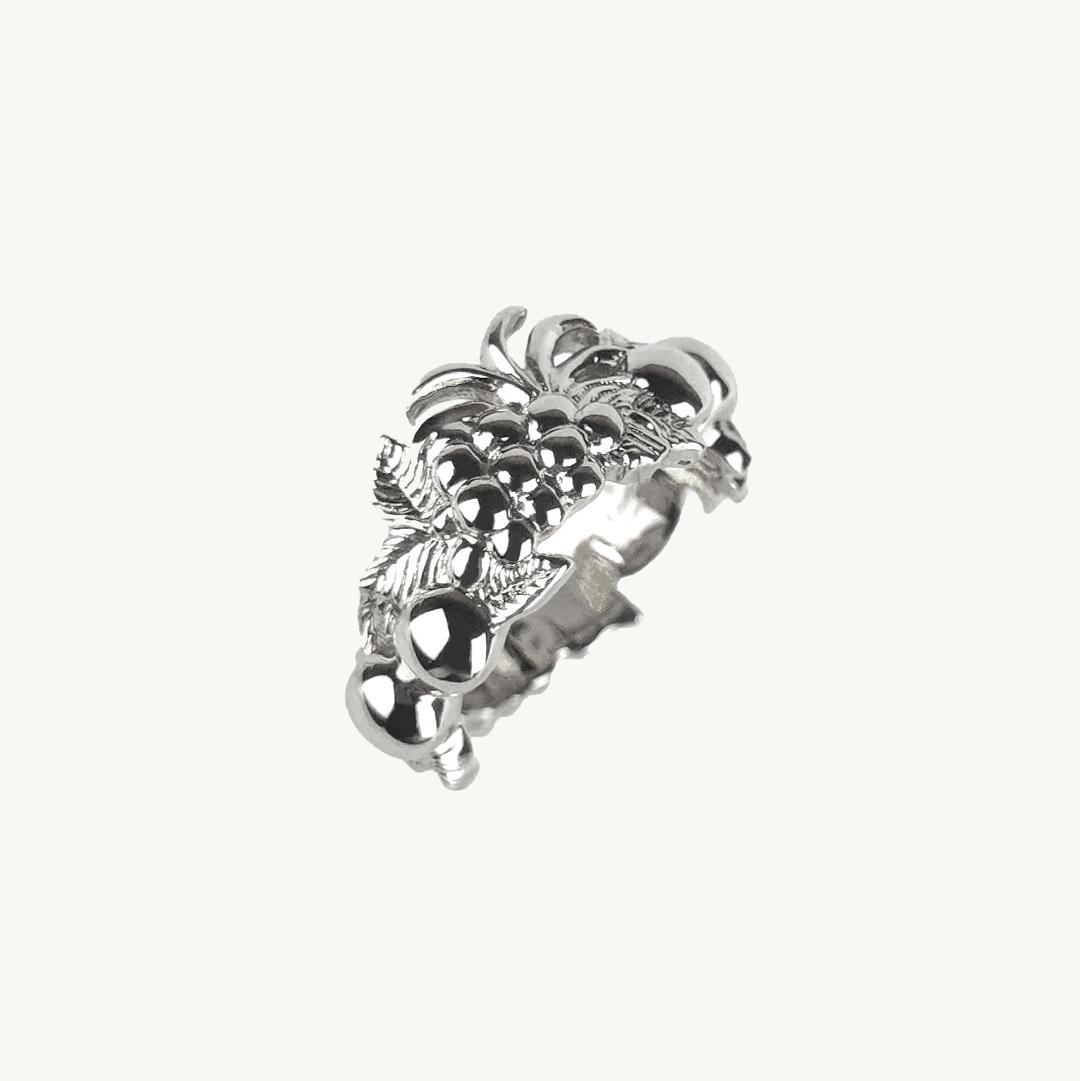 The frozen fruits Ring