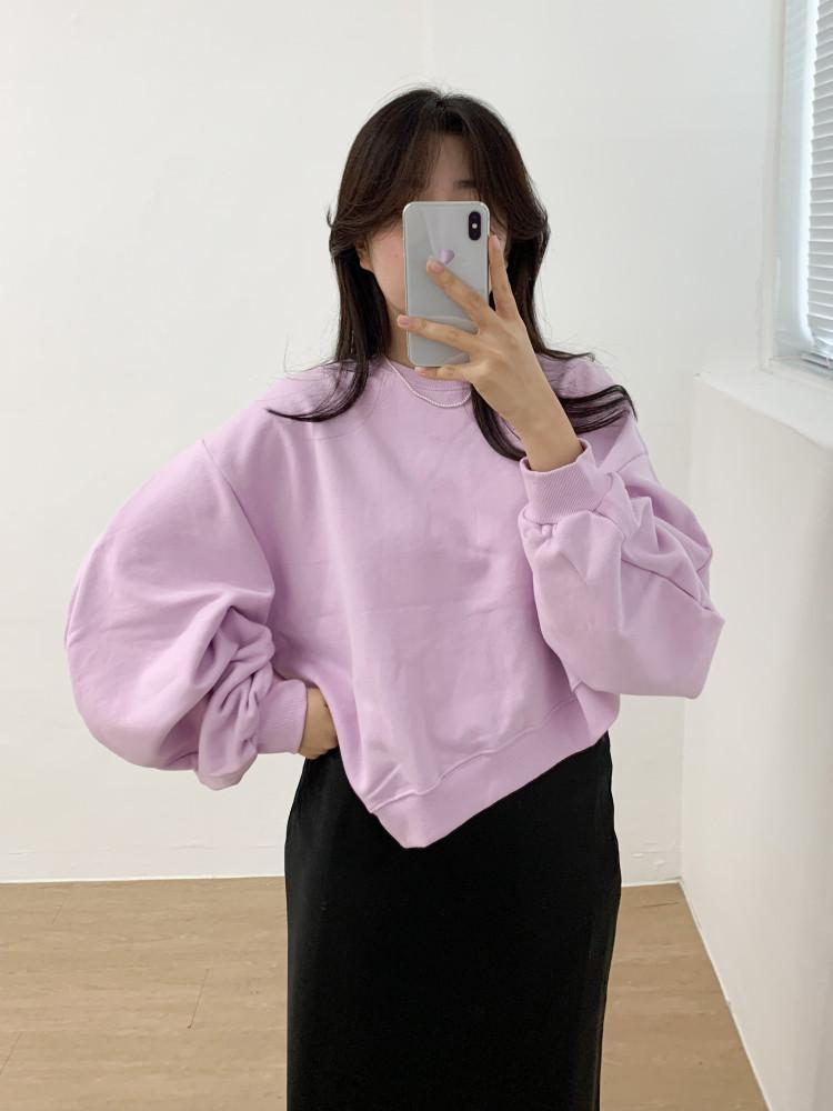 언발 사선 벌룬 소매 쭈리 맨투맨 ( 연보라, 블랙 )