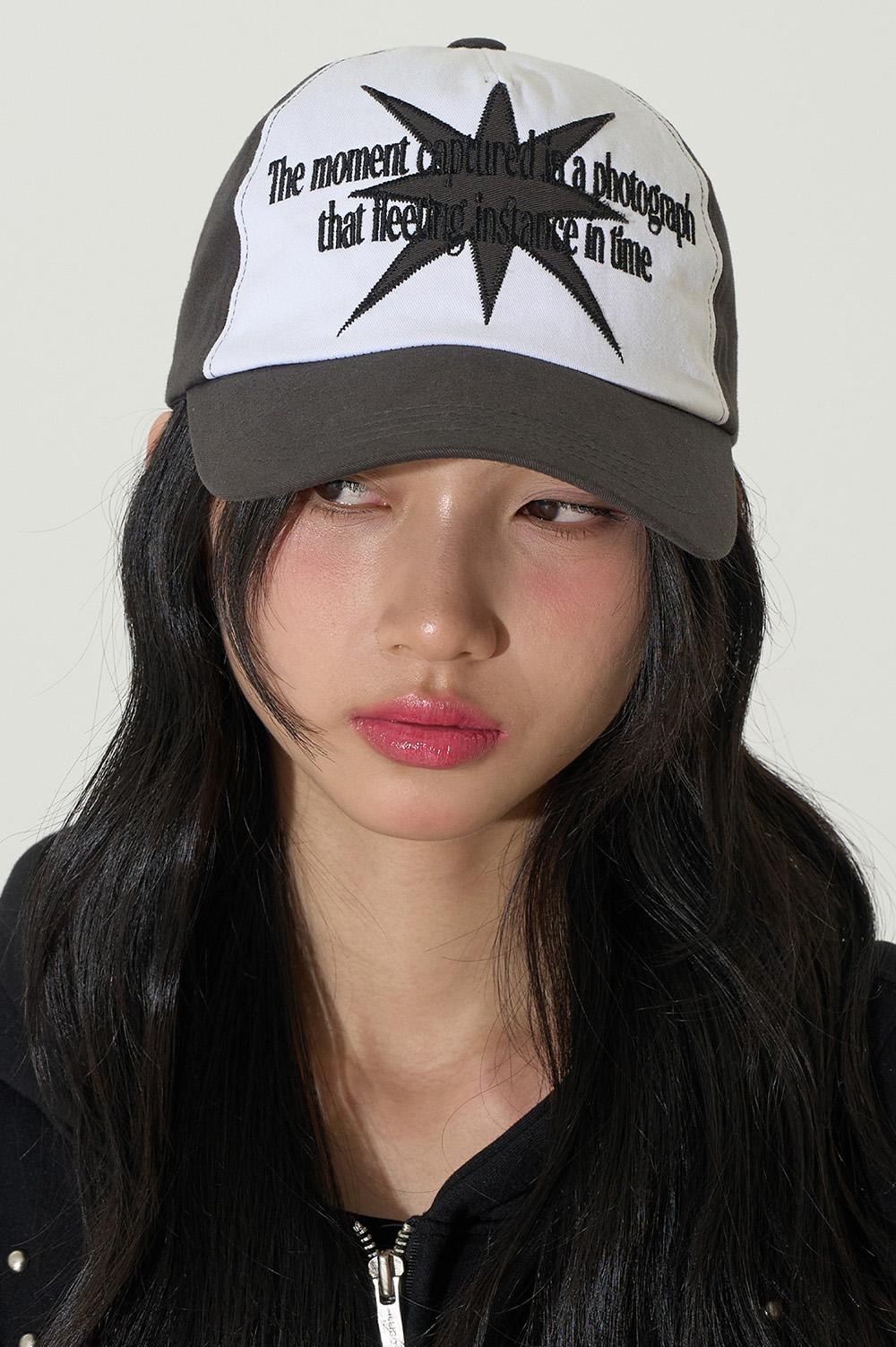 별 패치 레터링 볼 캡 차콜