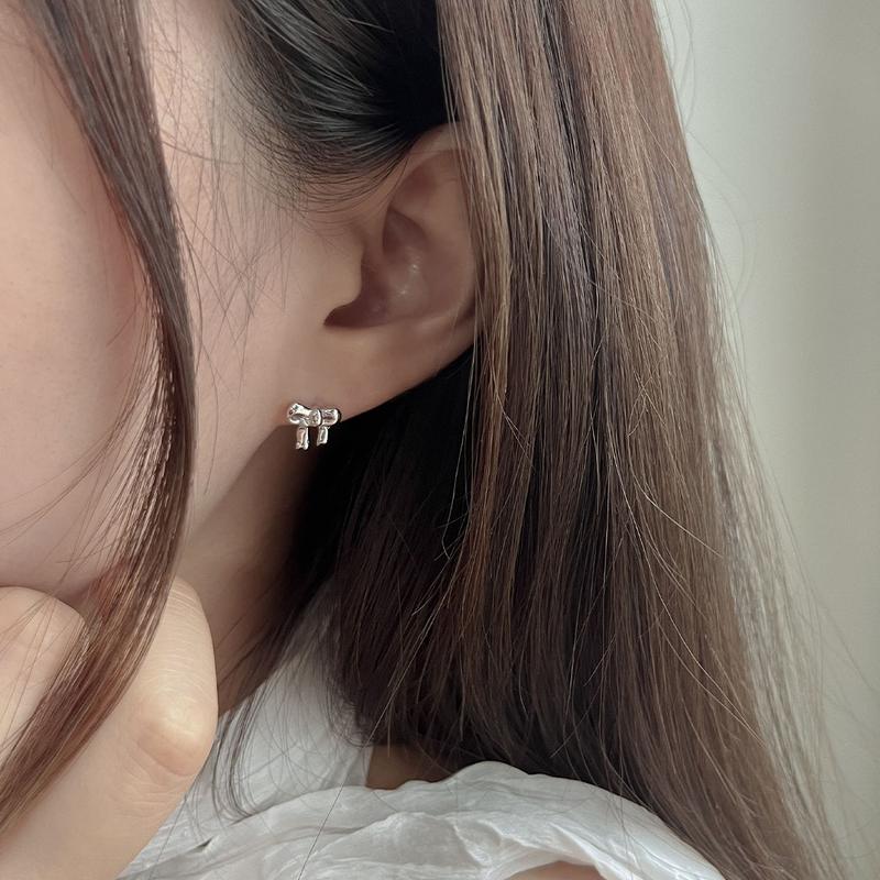 14k 볼드 텍스처 리본 피어싱
