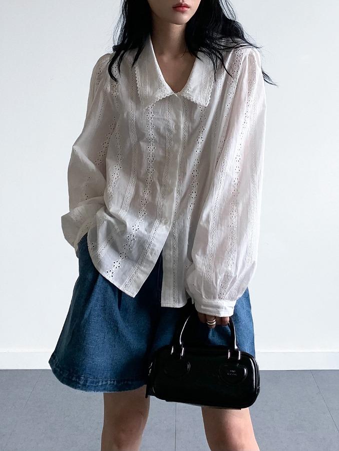올더 포밍 카라 펀칭 레이스 블라우스