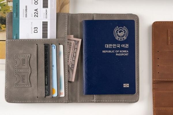 [10%쿠폰]고정스트랩 여권 지갑 케이스 3color