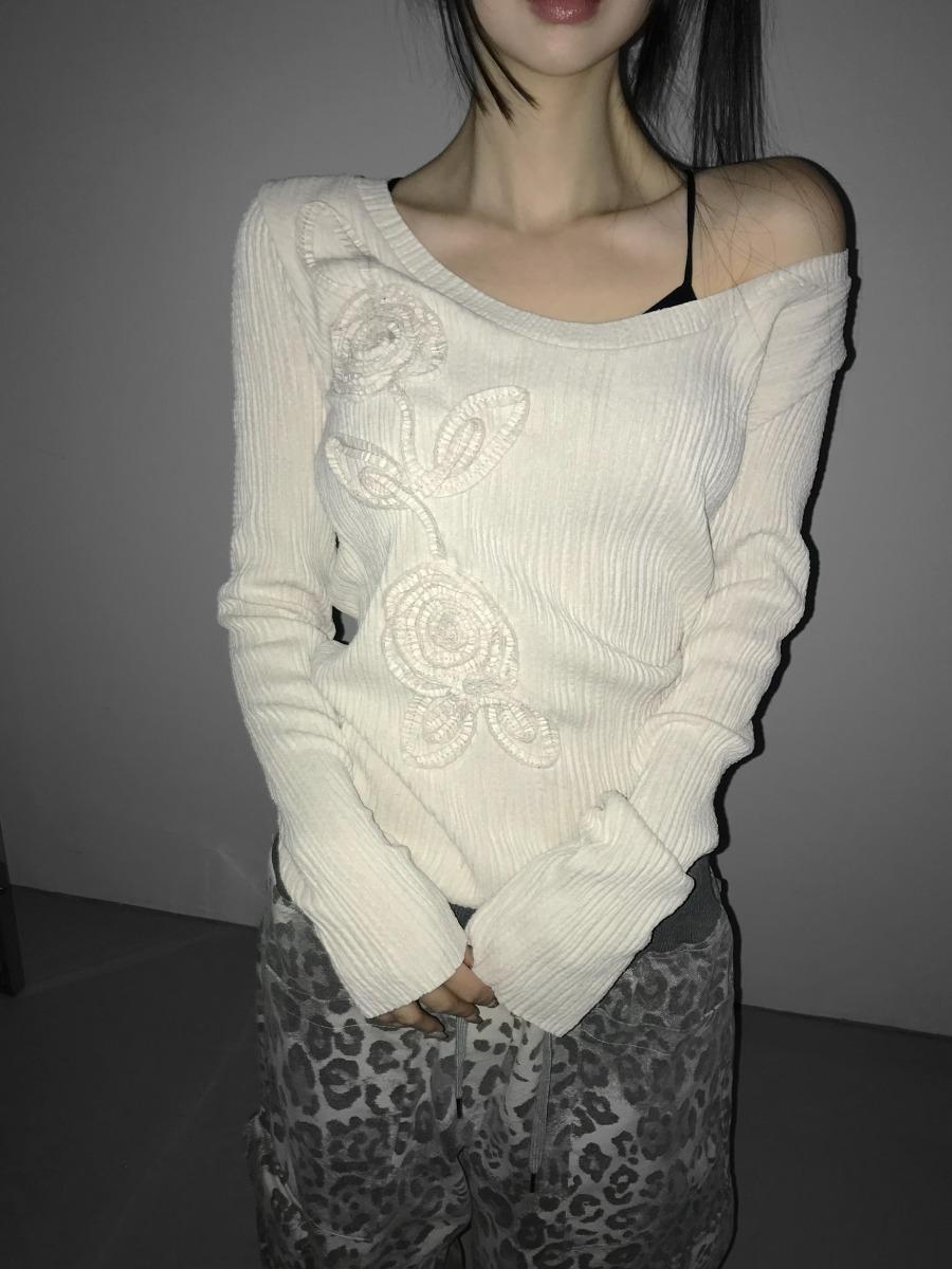 디에어타운 3/3 순차 출고  tulip dug knit (2 color)