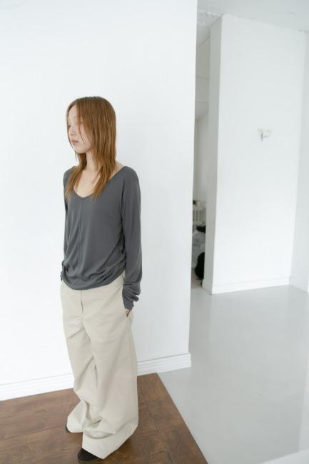 오무수히 soft deep neck long top(3colors)
